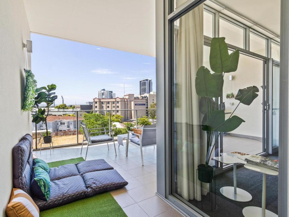 2Bdrm Skyline Views - Prime For River, Waca, Optus Stadium Perth Exterior photo